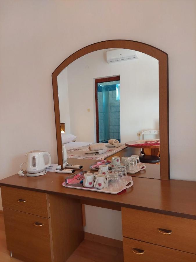 Rooms Hodanic Krk Town Quarto foto