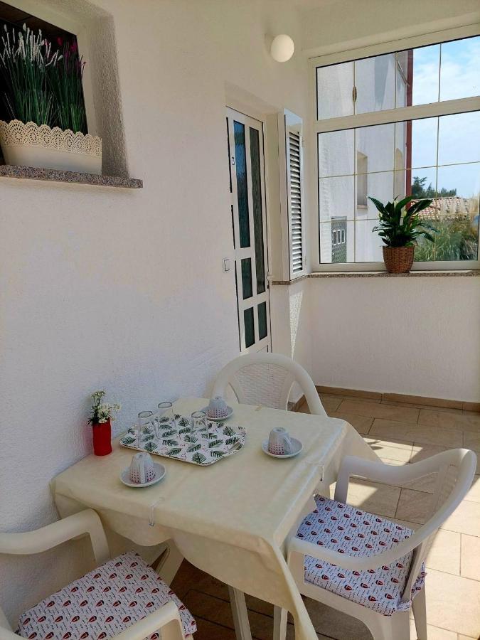 Rooms Hodanic Krk Town Quarto foto