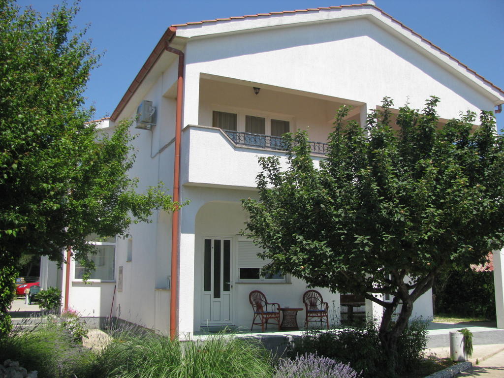 Rooms Hodanic Krk Town Exterior foto